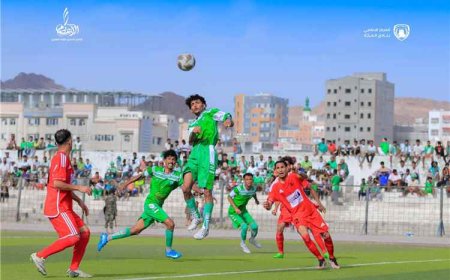 المكلا يواصل صدارته لجدول ترتيب الدوري اليمني لأندية الدرجة الأولى لكرة القدم بفوز قاتل على اتحاد إب