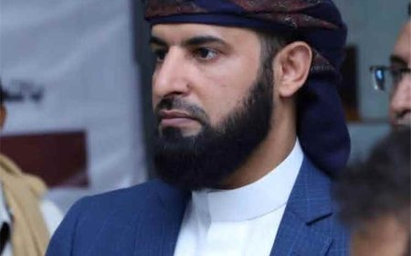 محافظ أبين: وجّهنا بصرف حافز مالي للمعلمين المتطوعين تقديرًا لعطائهم رغم الظروف الصعبة