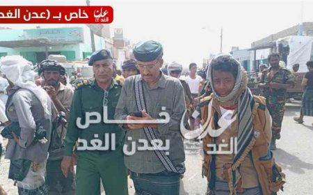 حملة أمنية مشتركة بأحور تزيل مفارش القات وسوق الأغنام والدراجات النارية من الشارع العام