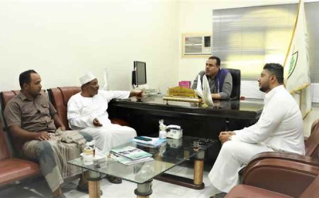 الأمين العام المساعد لمؤتمر حصرموت الجامع بالوادي والصحراء يبحث خطط تفعيل دائرة الدراسات والبحوث