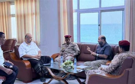 اجتماع بالمكلا يناقش تنظيم عمل قوارب الصيد التقليدي (العباري) وتأهيل البحارة اليمنيين