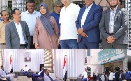 الوزير البكري يؤكد دعم وزارة الشباب والرياضة لتركيب شاشات عملاقة في عدن لمشاهدة مباريات كأس العالم 2026م