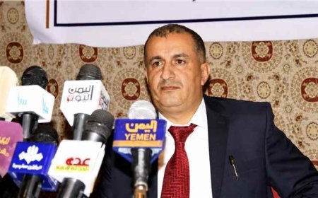 العقاب يحذر من مخاطر تعثر العملية السياسية ويدعو إلى خطوات عملية لبناء الثقة