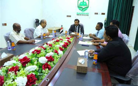 نائب رئيس جامعة المهرة للدراسات العليا والبحث العلمي  يبحث مع مؤسسة صلة للتنمية  برنامج المنح الدراسية للدراسات العليا