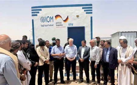 السفير الألماني لدى بلادنا توماس إف. شنايدر يختتم زيارة إلى مأرب ويشيد بحفاوة الاستقبال