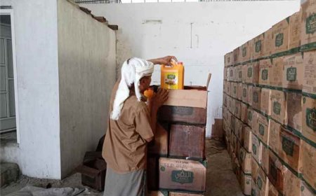 إجراءات رقابية تقود إلى إغلاق مستودع غير ملتزم بمعايير التخزين بساحل حضرموت